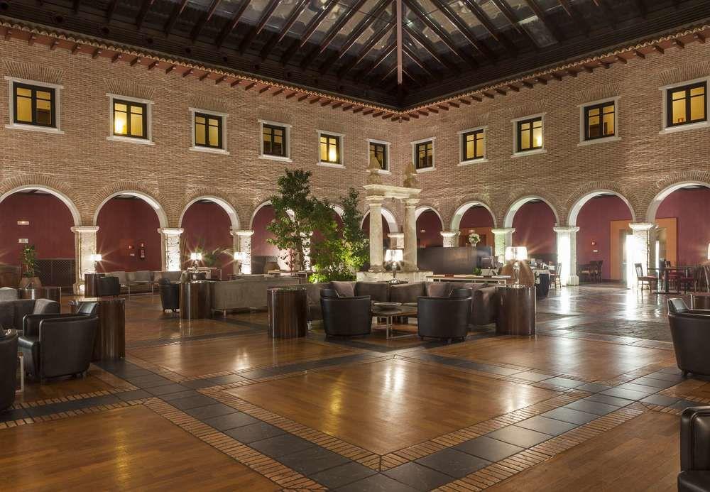 Ac Hotel Palacio De Santa Ana By Marriott Valladolid Exteriér fotografie The interior of the hotel