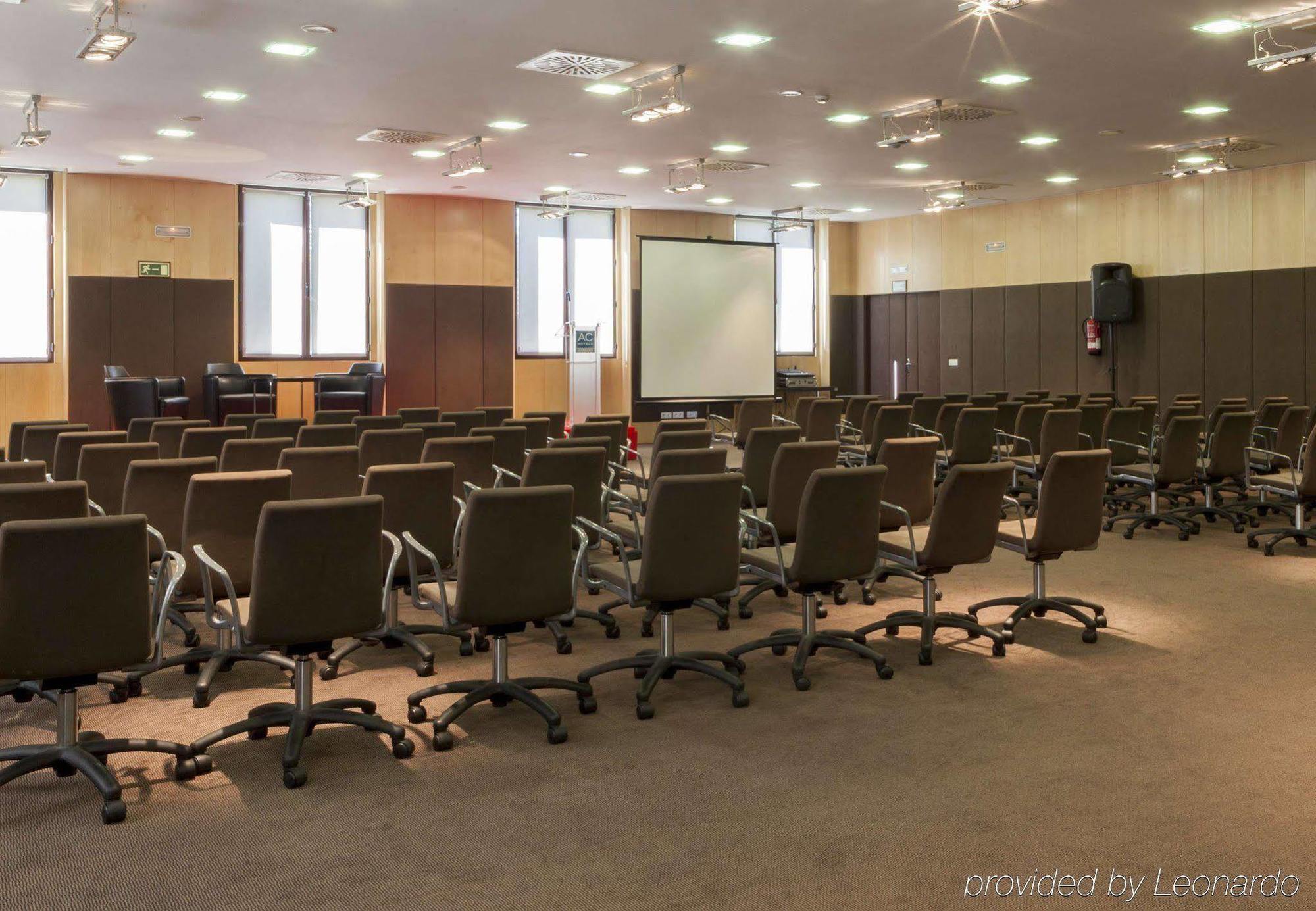 Ac Hotel Palacio De Santa Ana By Marriott Valladolid Exteriér fotografie The main conference room